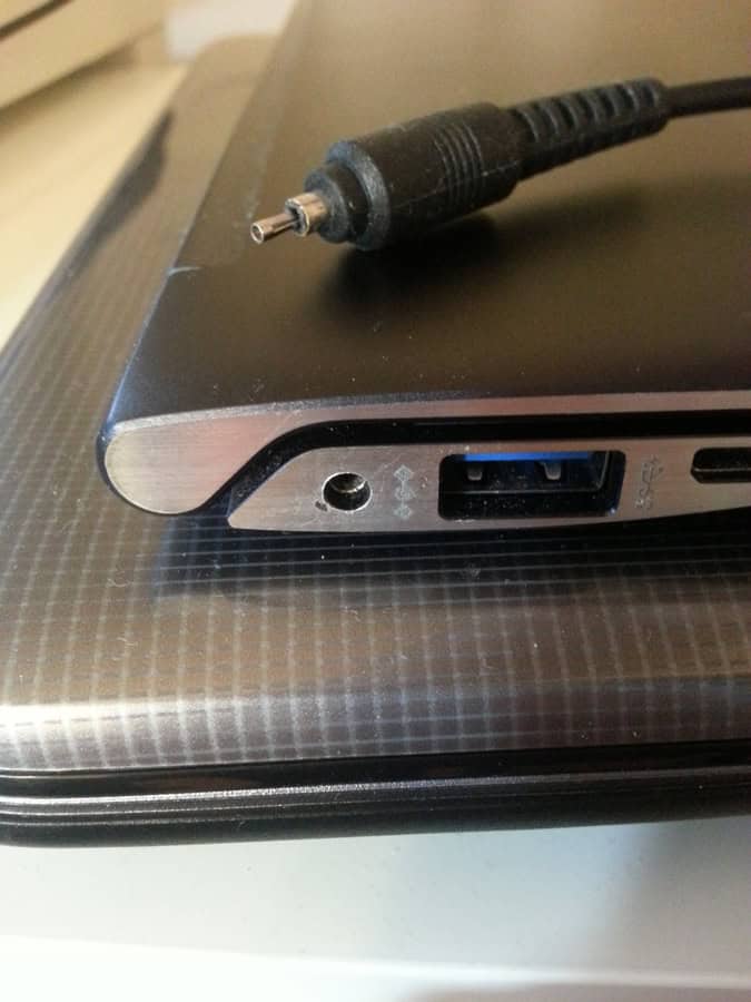 Charging Jack (External)